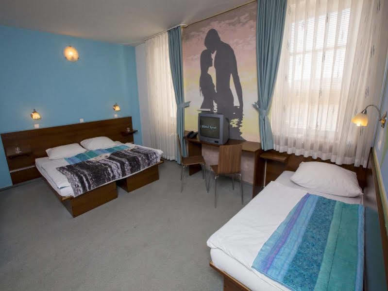 Eco Center 3* Postojna
