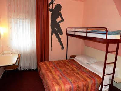 Eco Center Hotel 3*